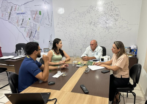 Imagem de compartilhamento para o artigo Prefeito Juvenal Consolaro e Sebrae alinham novos programas de apoio a micro e pequenas empresas em Figueirão da MS Todo dia